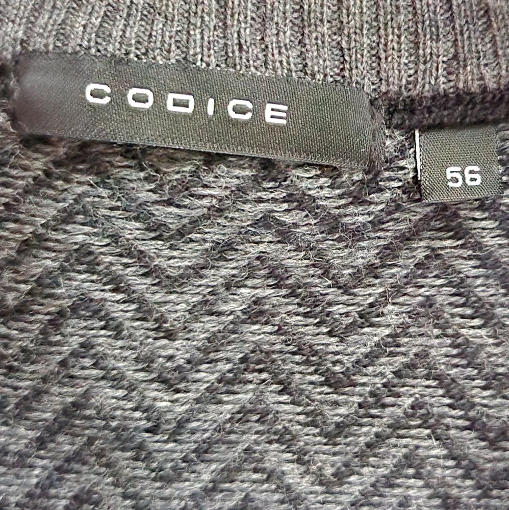CODICE Sweater SIZE 56 {L-XL)